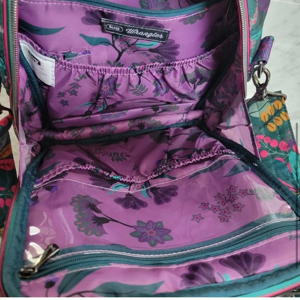 Lug Wrangler Crossbody Bag Evermore Flora - Picture 7 of 17